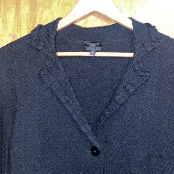 •TALBOTS•100% PURE MERINO WOOL BLACK RUFFLE TRIM 3-BUTTON CARDIGAN SWEATER MED - Picture 6 of 10
